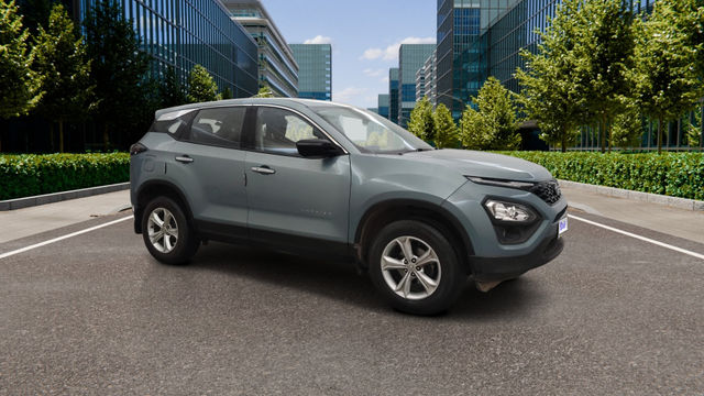 Second-hand 2022 Tata Harrier XTA Plus AT for sale in Pune