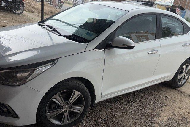 Hyundai Verna CRDi 1.6 SX Second-hand 2020 Hyundai Verna CRDi 1.6 SX for sale in Fatehpur