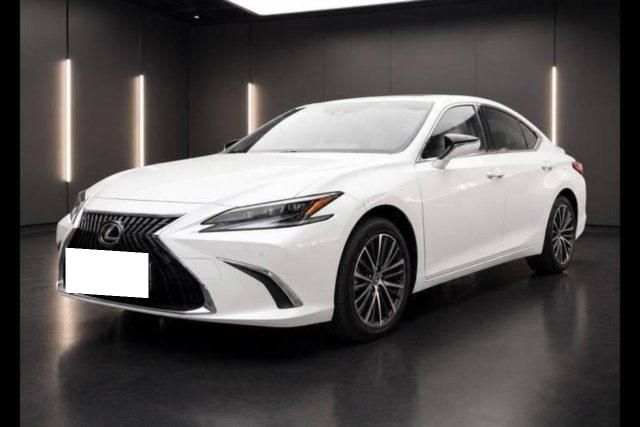 Second-hand 2025 Lexus ES 350h 300h Luxury for sale in Mumbai