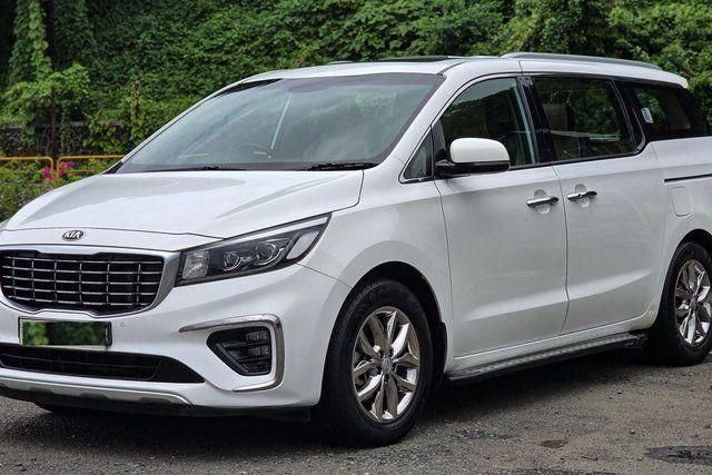 Kia Carnival Limousine Second-hand 2021 Kia Carnival Limousine for sale in Mumbai