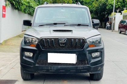 Used S4 9 Seater