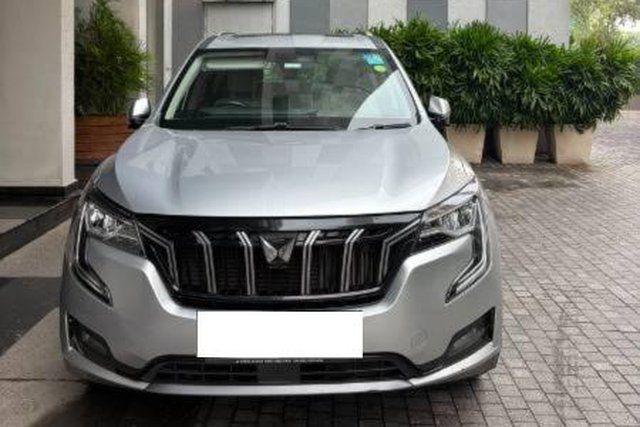 Mahindra XUV700 AX7 7Str AT Second-hand 2023 Mahindra XUV700 AX7 7Str AT for sale in Gurgaon
