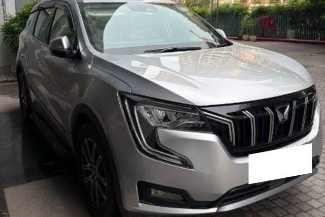Mahindra XUV700 AX7 7Str AT Second-hand 2023 Mahindra XUV700 AX7 7Str AT for sale in Gurgaon