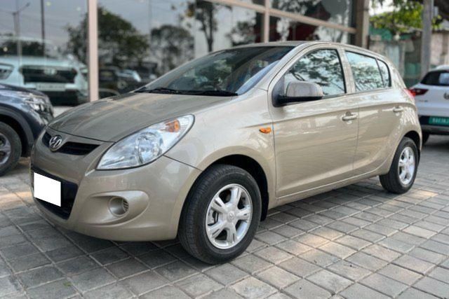 Second-hand 2010 Hyundai i20 1.4 Magna ABS for sale in Bangalore
