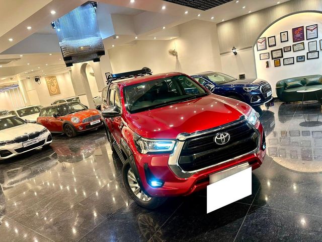 Second-hand 2023 Toyota Hilux High AT BSVI for sale in New Delhi