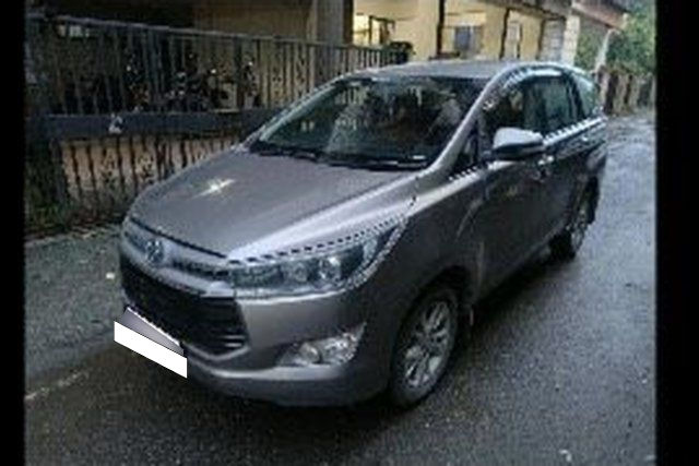 Second-hand 2016 Toyota Innova 2.5 G (Diesel) 7 Seater BS IV for sale in Navi Mumbai