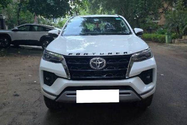 Second-hand 2023 Toyota Fortuner 4X2 Diesel AT BSVI for sale in Gurgaon