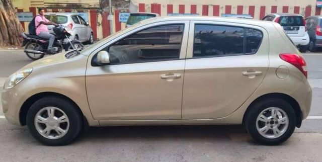 Hyundai i20 1.4 Asta (AT) Second-hand 2010 Hyundai i20 1.4 Asta (AT) for sale in Ranga reddy