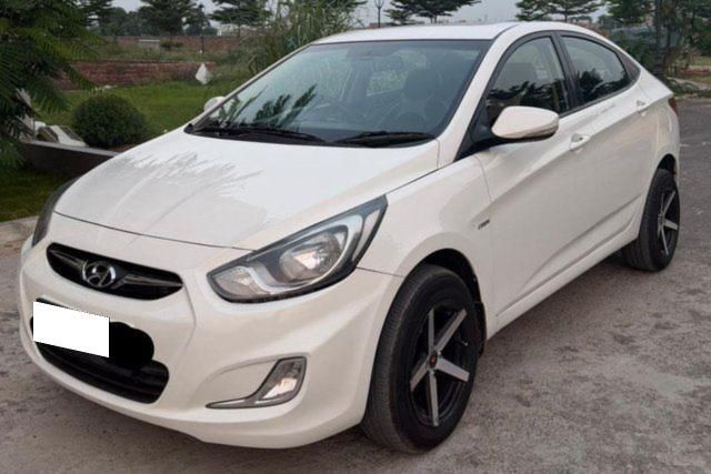 Hyundai Verna SX CRDi AT Second-hand 2014 Hyundai Verna SX CRDi AT for sale in Ludhiana