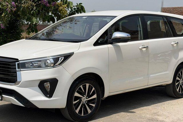 Toyota Innova Crysta 2.4 G MT BSIV Second-hand 2018 Toyota Innova Crysta 2.4 G MT BSIV for sale in Ludhiana
