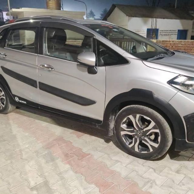 Honda WR-V i-VTEC VX Second-hand 2018 Honda WR-V i-VTEC VX for sale in Mandi