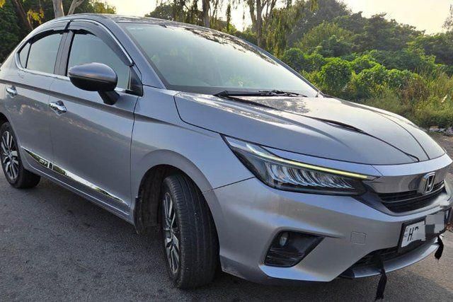 Second-hand 2022 Honda City ZX CVT for sale in New Delhi