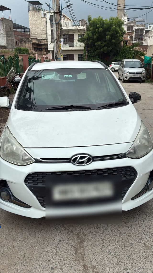 Hyundai Grand i10 1.2 Kappa Asta Second-hand 2018 Hyundai Grand i10 1.2 Kappa Asta for sale in Faridabad