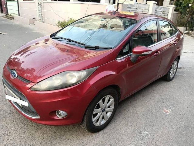 Ford Fiesta Petrol Titanium Second-hand 2012 Ford Fiesta Petrol Titanium for sale in Thiruvarur