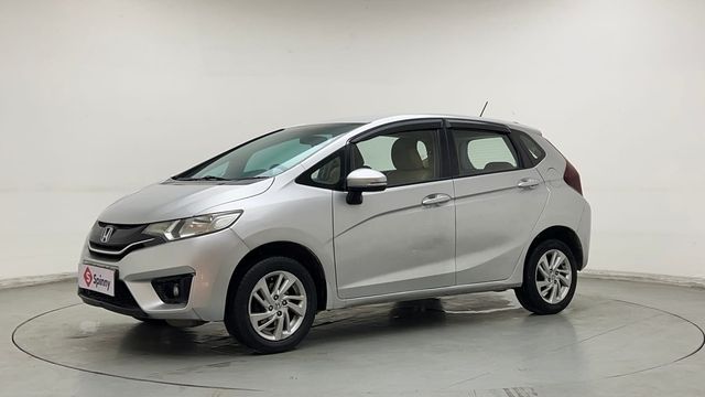 Second-hand 2018 Honda Jazz V for sale in Noida