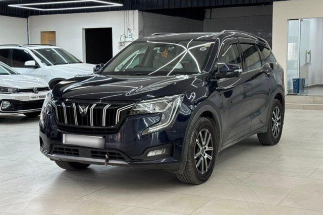 Mahindra XUV700 AX7 7Str Diesel AT Second-hand 2023 Mahindra XUV700 AX7 7Str Diesel AT for sale in Hyderabad