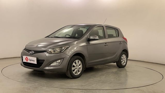 Second-hand 2013 Hyundai i20 Sportz 1.2 for sale in Pune