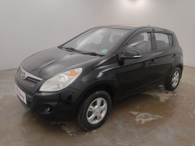 Hyundai i20 Sportz DT Second-hand 2012 Hyundai i20 Sportz DT for sale in Kochi