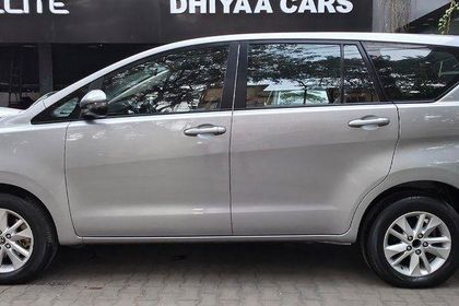 2020 Toyota Innova Crysta 2.4 जी MT