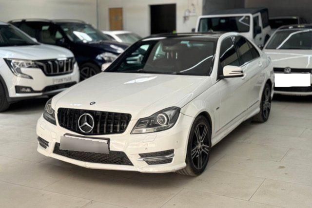 Second-hand 2014 Mercedes-Benz C-Class 220 CDI AT for sale in Hyderabad