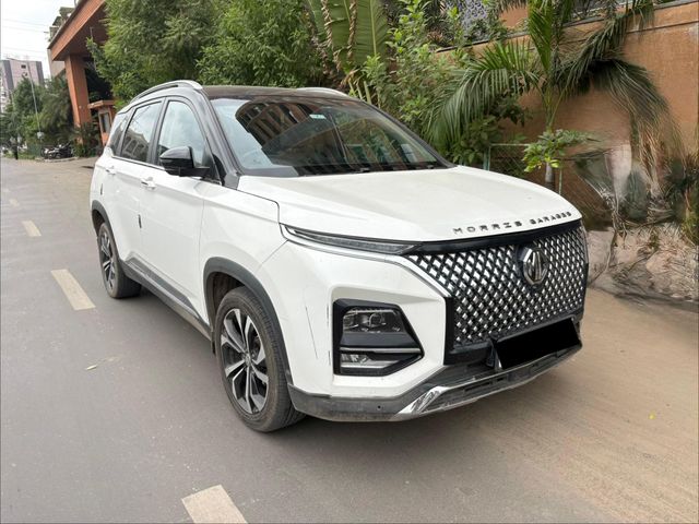 Second-hand 2023 MG Hector Sharp Pro CVT 2023-2025 for sale in Ahmedabad