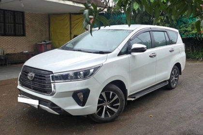 2022 Toyota Innova Crysta 2.4 जेडएक्स 7 STR