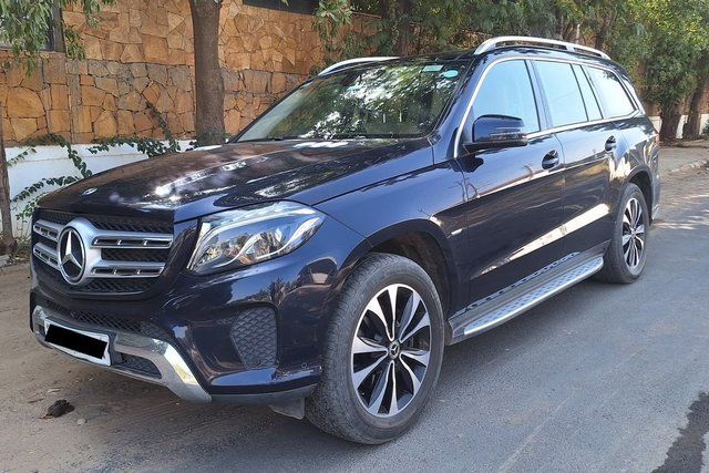 Mercedes-Benz GLS 350d 4MATIC Second-hand 2019 Mercedes-Benz GLS 350d 4MATIC for sale in Ahmedabad