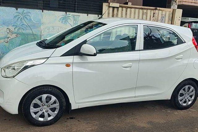 Hyundai EON Sportz Second-hand 2014 Hyundai EON Sportz for sale in Nashik