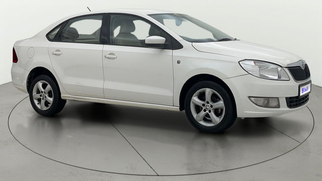 Skoda Rapid 1.5 TDI Ambition Second-hand 2015 Skoda Rapid 1.5 TDI Ambition for sale in Bangalore