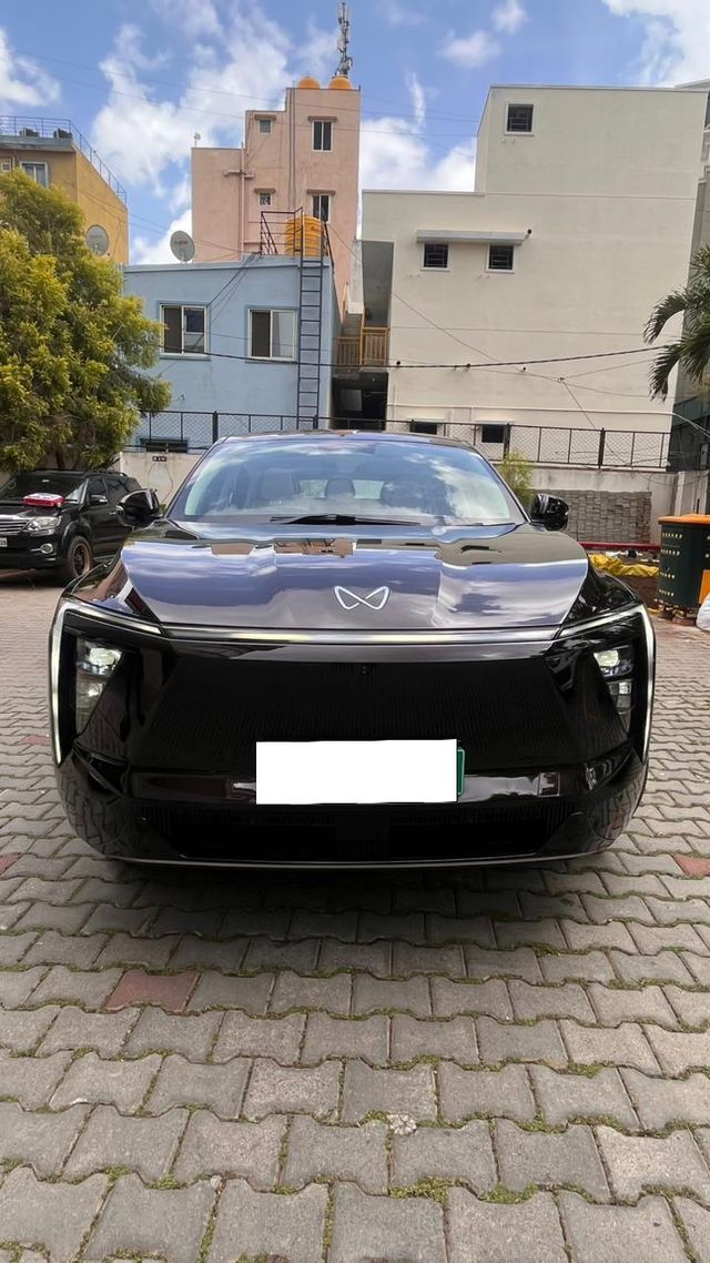 Mahindra XEV 9e Pack Three 11.2kw Charger Second-hand 2025 Mahindra XEV 9e Pack Three 11.2kw Charger for sale in Bangalore