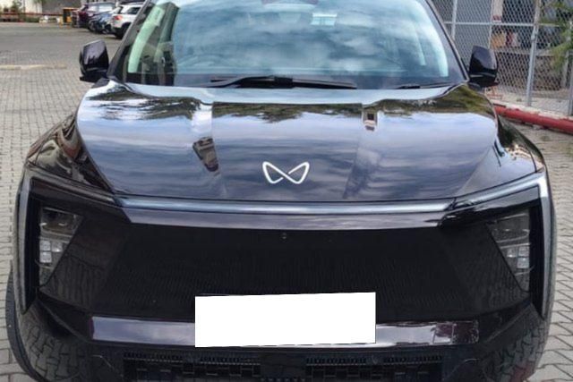 Second-hand 2025 Mahindra XEV 9e Pack Three 11.2kw Charger for sale in Bangalore