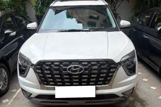 Second-hand 2021 Hyundai Alcazar Signature (O) Diesel AT BSVI for sale in Kolkata