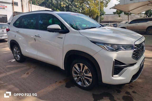 Toyota Innova Hycross जेडएक्स हाइब्रिड Second-hand 2023 Toyota Innova Hycross जेडएक्स हाइब्रिड for sale in Pune