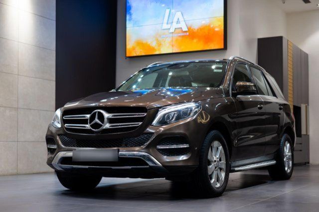 Mercedes-Benz GLE 250d Second-hand 2017 Mercedes-Benz GLE 250d for sale in Kolkata