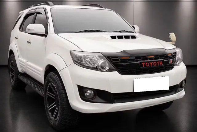 Second-hand 2014 Toyota Fortuner 4x2 AT for sale in Chandigarh