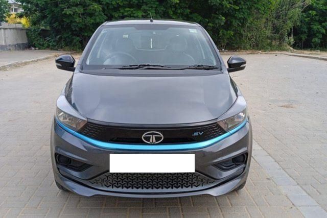 Tata Tiago EV XT LR Second-hand 2023 Tata Tiago EV XT LR for sale in Ahmedabad