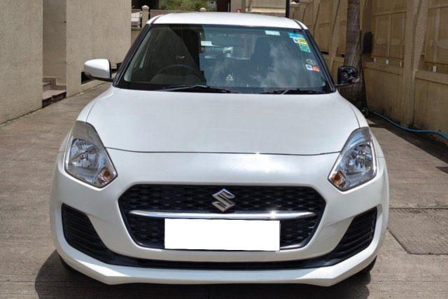 Second-hand 2021 Maruti Suzuki Swift AMT VXI for sale in Pune