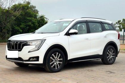 2024 Mahindra XUV700 AX7 7Str Diesel AT