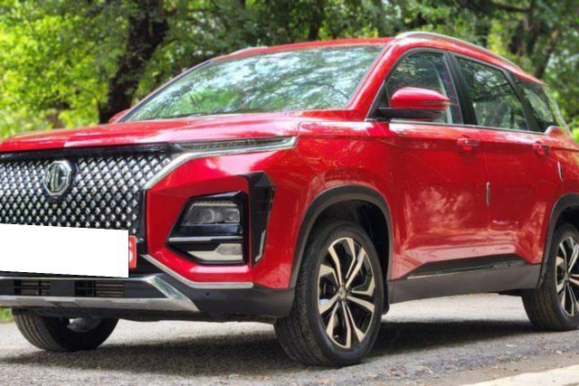 MG Hector Sharp Pro CVT 2023-2025 Second-hand 2024 MG Hector Sharp Pro CVT 2023-2025 for sale in New Delhi