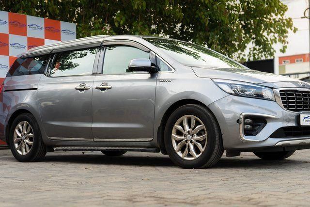 Second-hand 2020 Kia Carnival Limousine for sale in Chennai