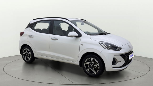 Hyundai i20 Asta Opt IVT Second-hand 2025 Hyundai i20 Asta Opt IVT for sale in Ahmedabad