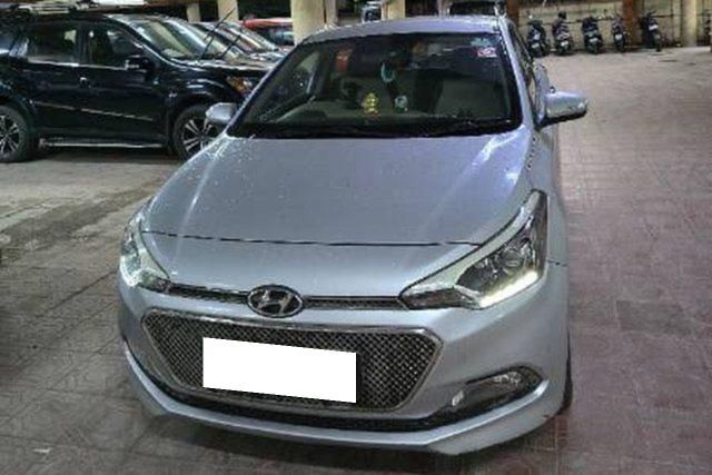 Hyundai i20 Asta Option 1.2 Second-hand 2016 Hyundai i20 Asta Option 1.2 for sale in Mumbai