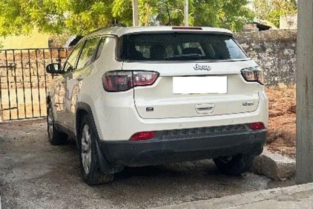 Jeep Compass 2.0 Longitude BSIV Second-hand 2017 Jeep Compass 2.0 Longitude BSIV for sale in Hyderabad