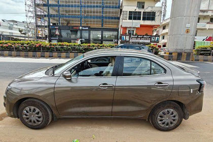 2025 Maruti Suzuki Dzire VXI