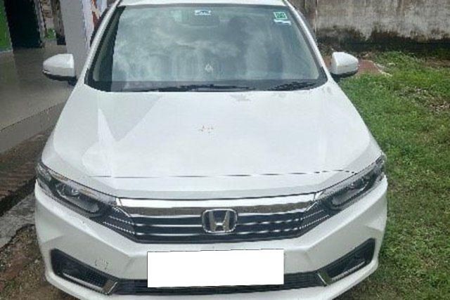 Honda Amaze 2nd Gen VX CVT Second-hand 2025 Honda Amaze 2nd Gen VX CVT for sale in Lucknow