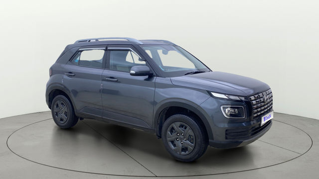 Hyundai Venue SX Second-hand 2024 Hyundai Venue SX for sale in Thane