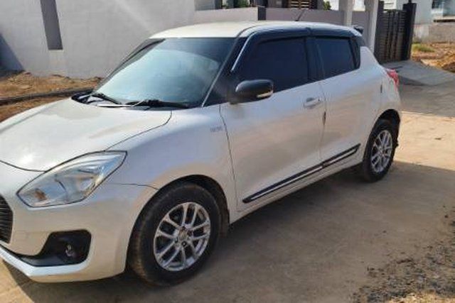 Maruti Suzuki Swift AMT ZDI Second-hand 2018 Maruti Suzuki Swift AMT ZDI for sale in Bhuj