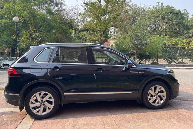 Second-hand 2023 Volkswagen Tiguan 2.0 TSI Elegance BSVI for sale in New Delhi