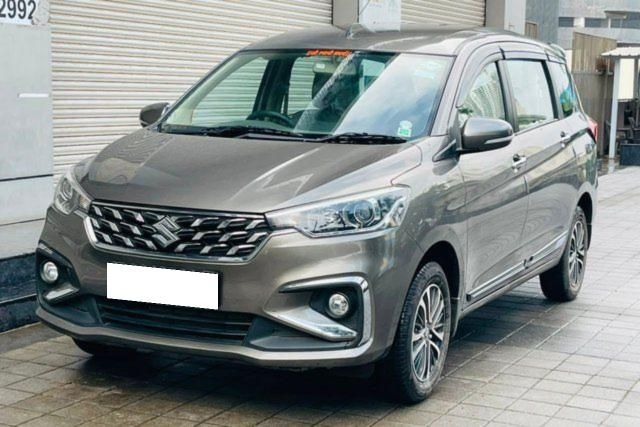 Maruti Suzuki Ertiga ZXI CNG Second-hand 2024 Maruti Suzuki Ertiga ZXI CNG for sale in Pune