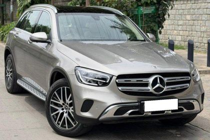 Used 220d 4MATIC